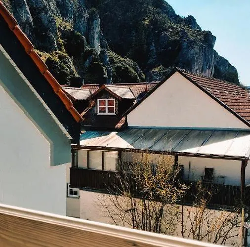 公寓 Cafe Altmuehl, Gaestehaus Krimhilde Direkt Am Wasser *