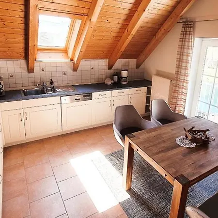 Appartement Cafe Altmuehl, Gaestehaus Krimhilde Direkt Am Wasser