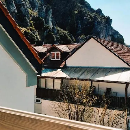Appartement Cafe Altmuehl, Gaestehaus Krimhilde Direkt Am Wasser *