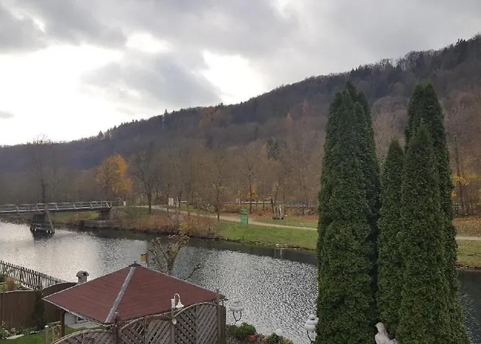 Cafe Altmuehl, Gaestehaus Krimhilde Direkt Am Wasser *
